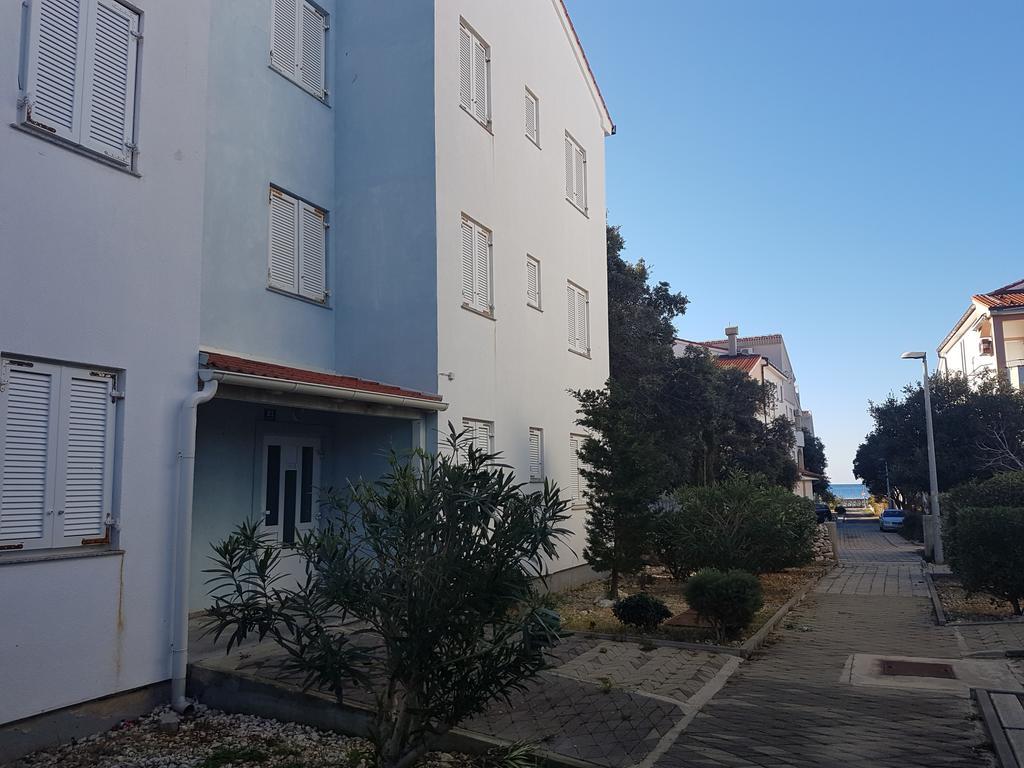 Apartment Alice Novalja Bagian luar foto