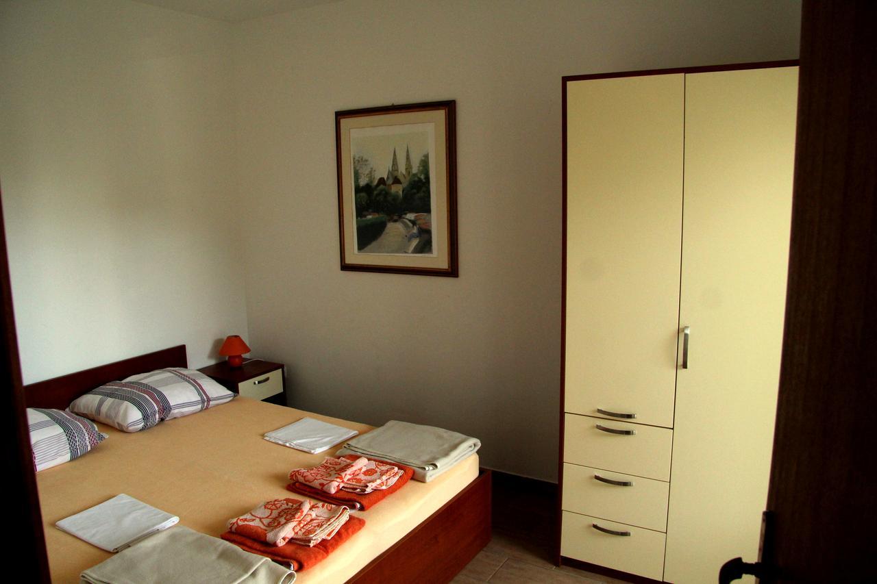 Apartment Alice Novalja Bagian luar foto